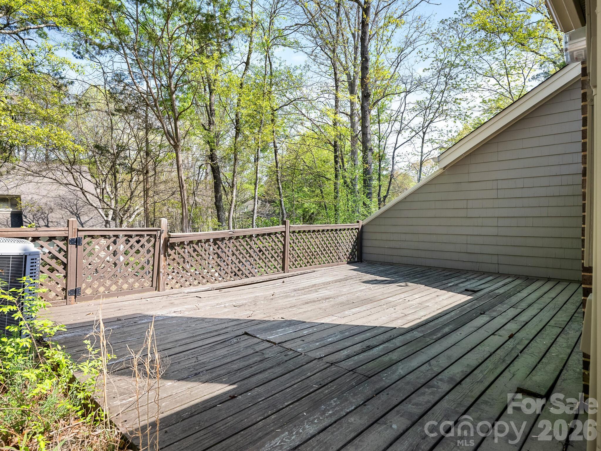 Sharon View Place - Residential