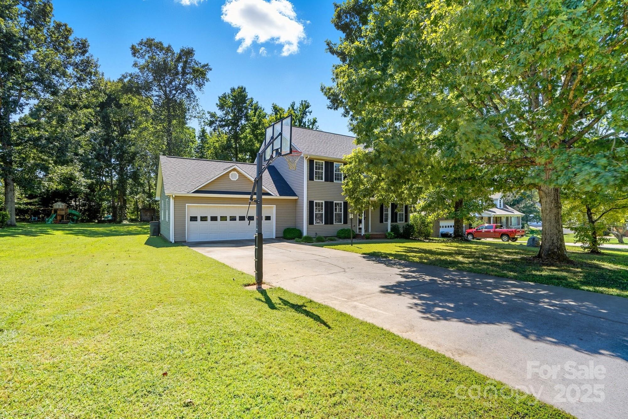 125 Stonehaven Court