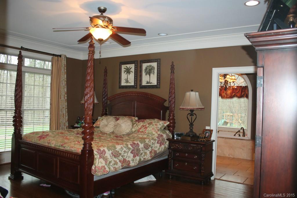 Meadow Lakes II - Residential