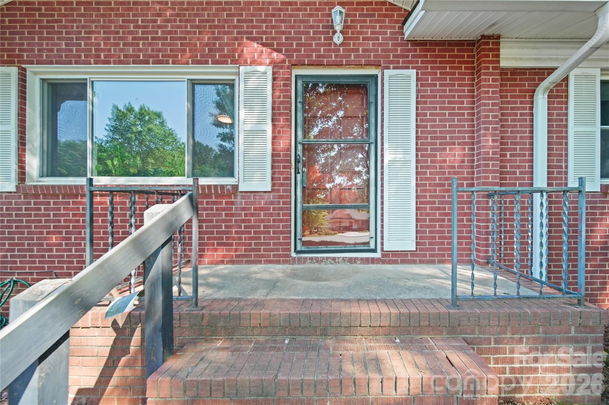 323 Meadowbrook Drive