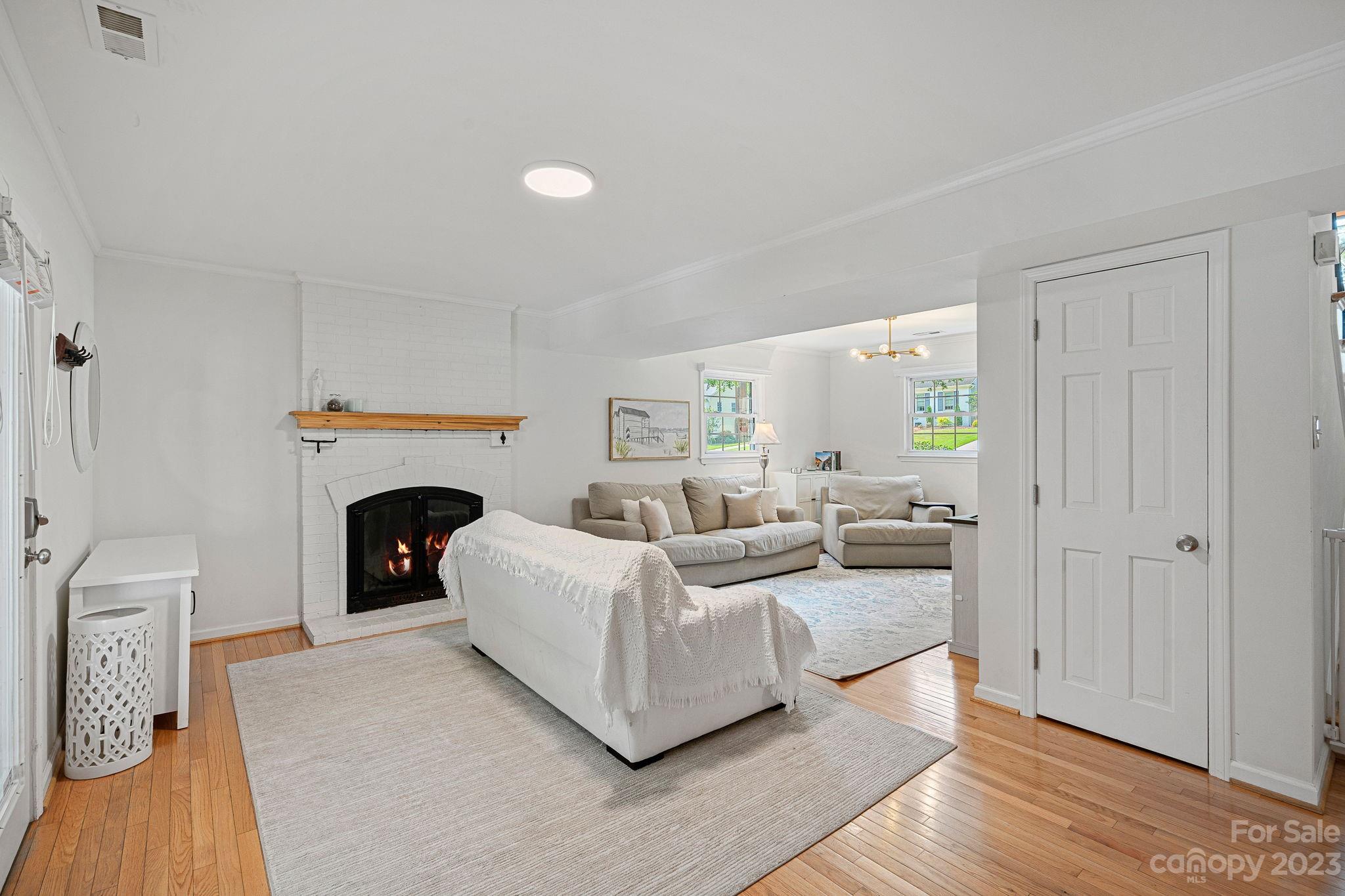 Beverly Woods - Residential