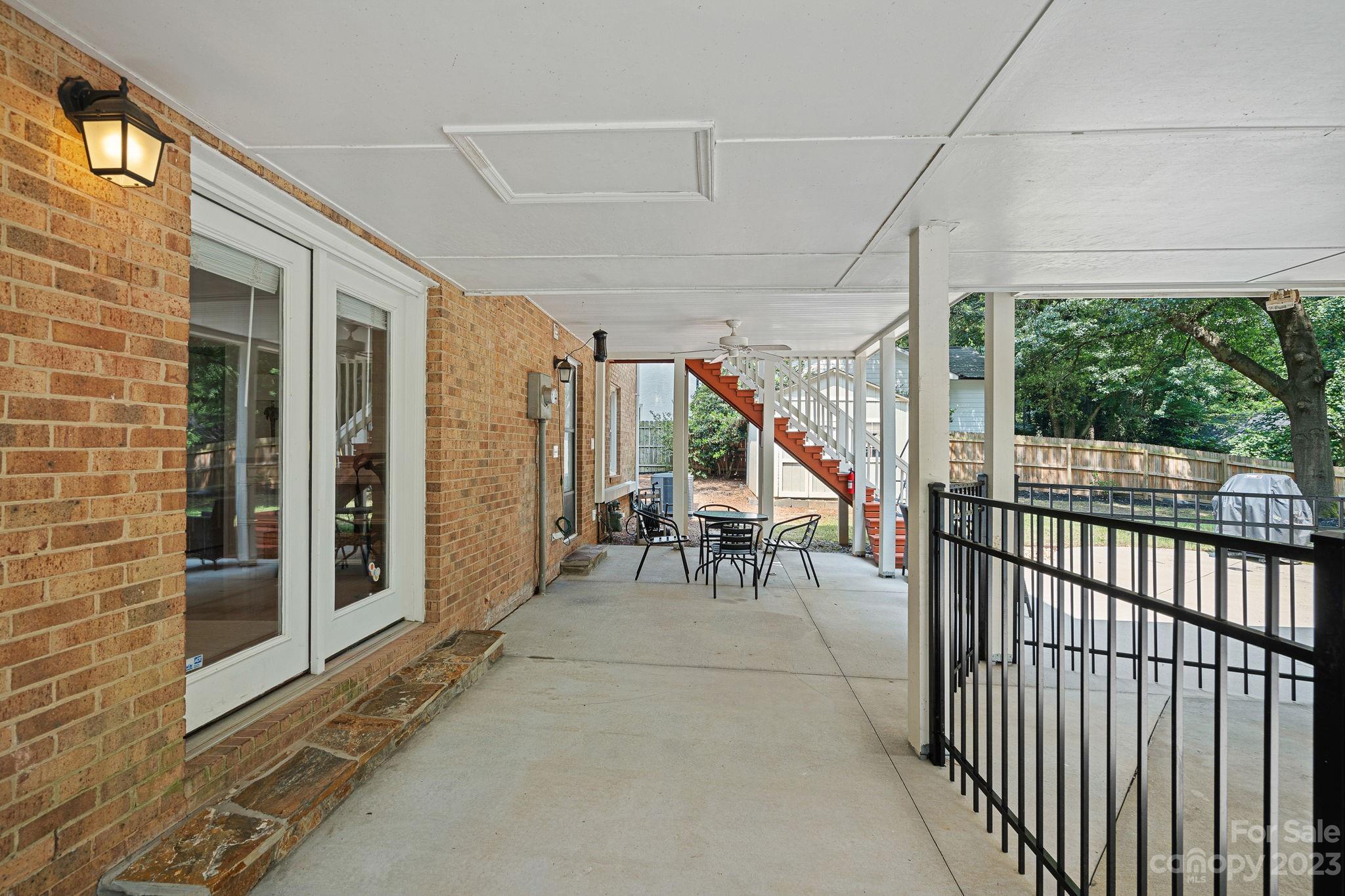 Beverly Woods - Residential