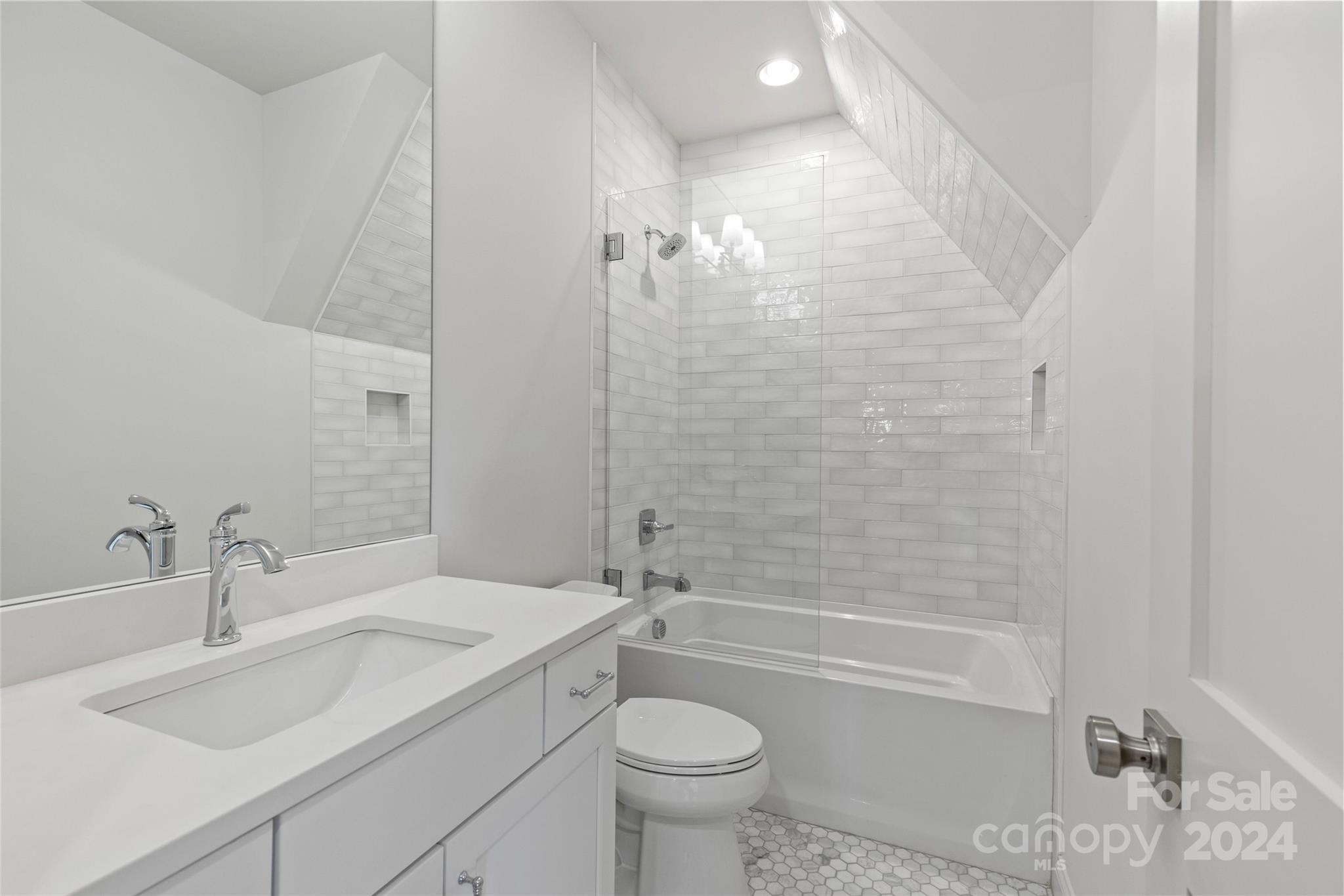 Lansdowne - Residential