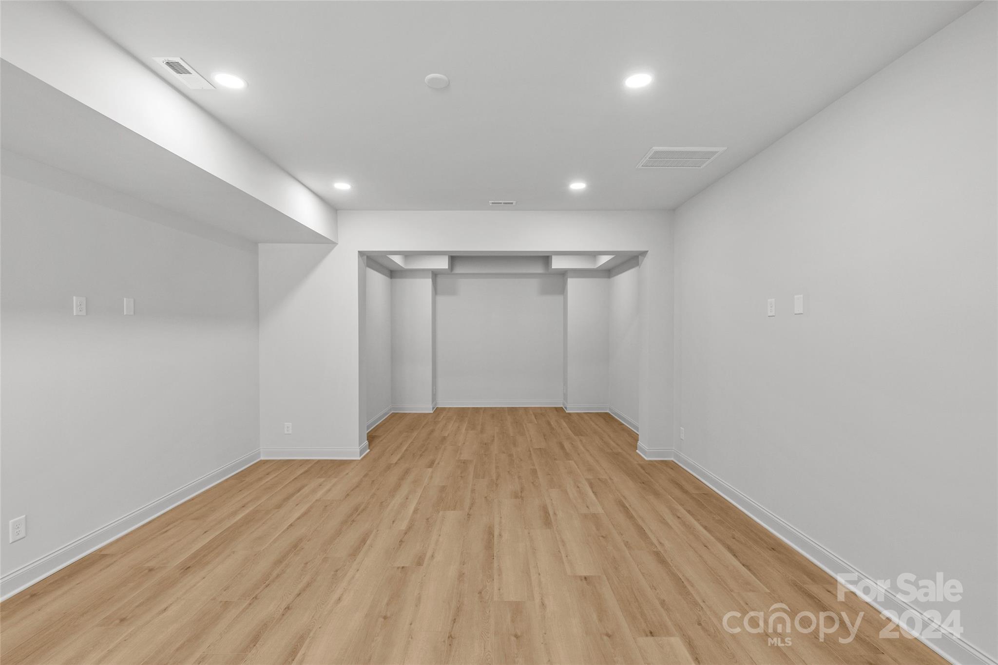 Lansdowne - Residential