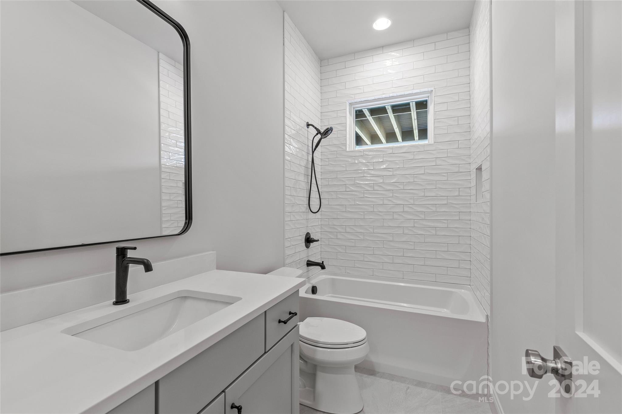 Lansdowne - Residential