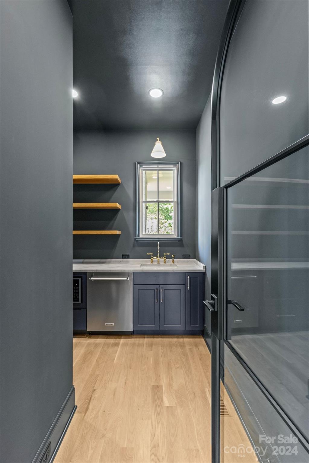 Lansdowne - Residential