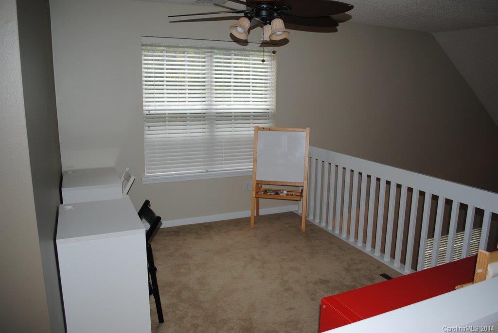 Elizabeth Townes - Residential Lease