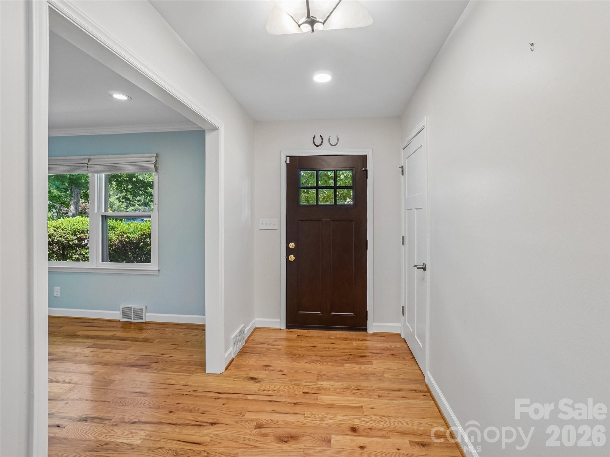 11 Ridgewood Avenue