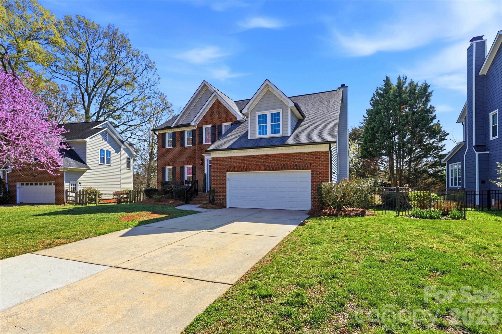 Hunter Oaks - Residential