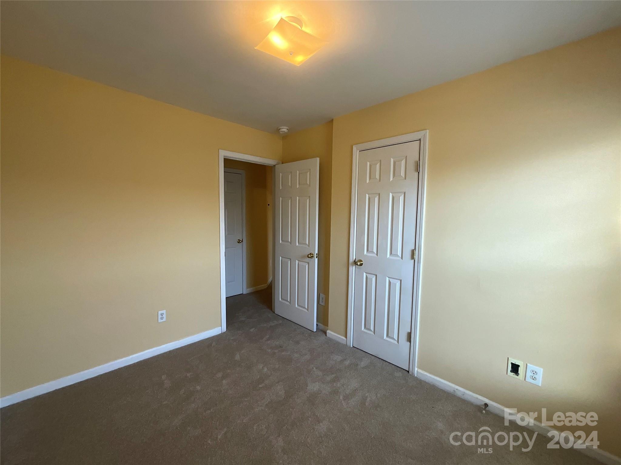 Summerville - Residential Lease