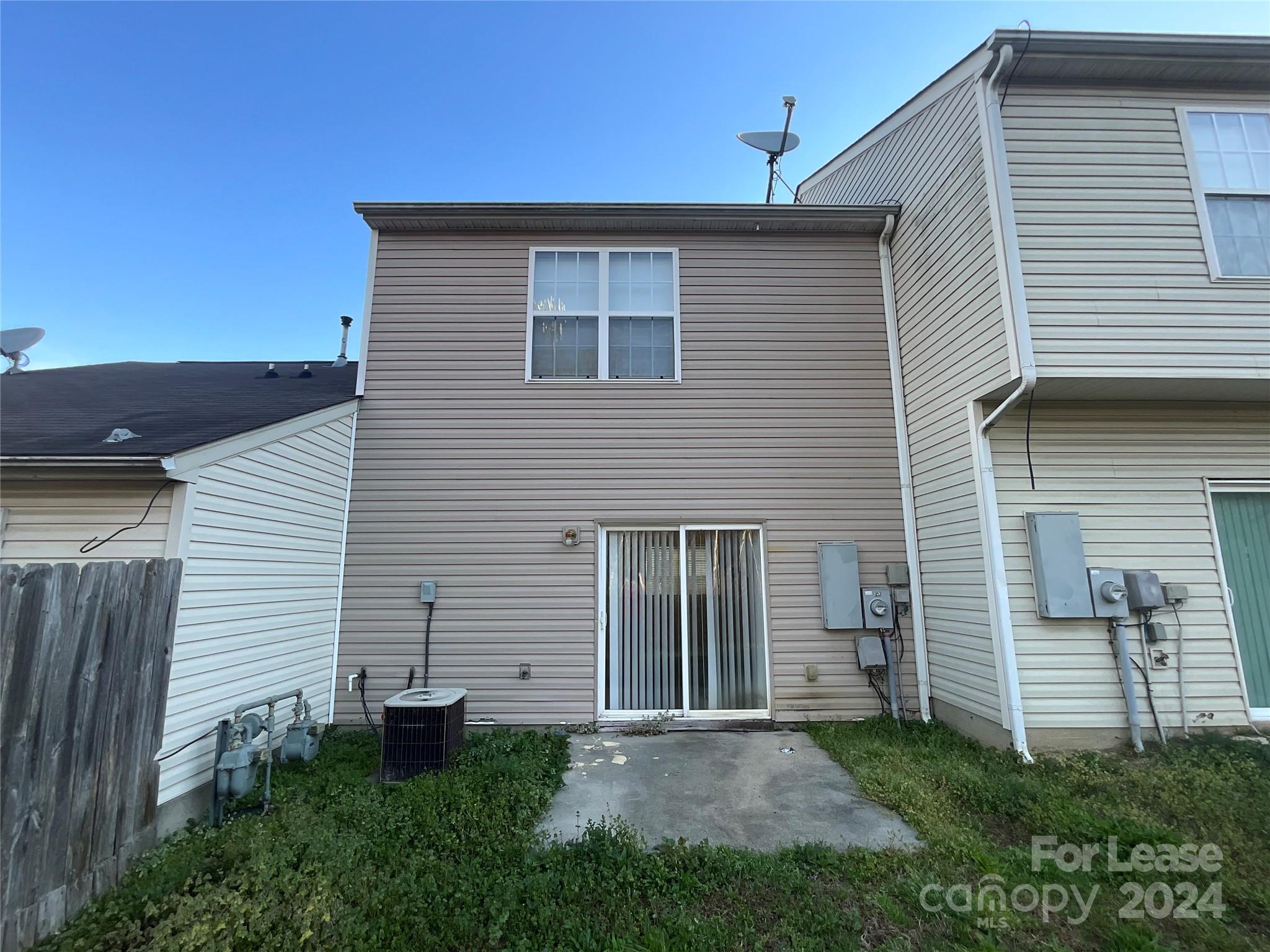 Summerville - Residential Lease