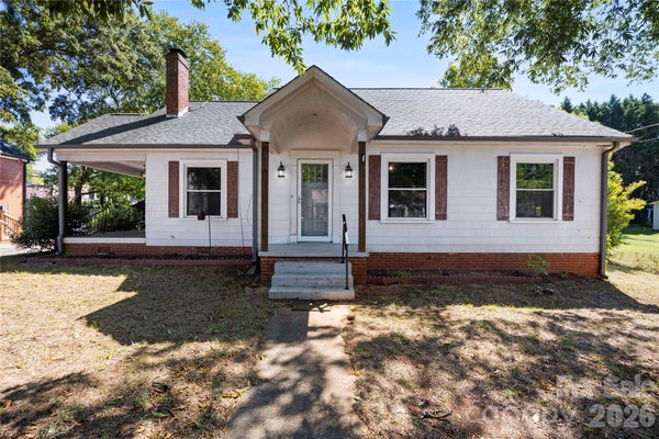 309 S MAIN AVE, NEWTON, NC 28658 - Image 04c444c1242e894b411bb8403c9fc583/689515616