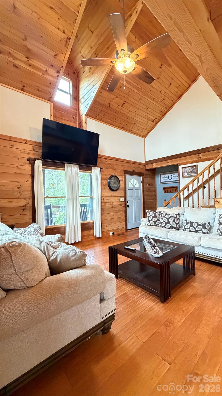 1142 Clearwater Parkway