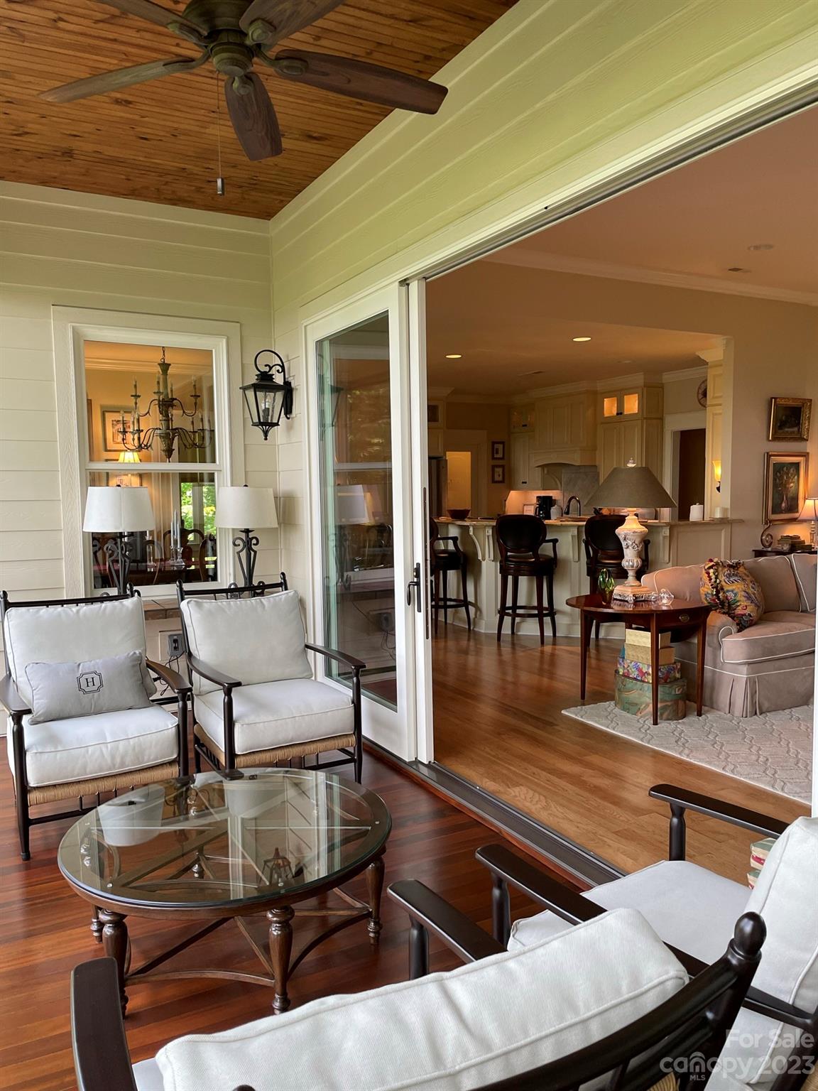 Straus Park - Residential