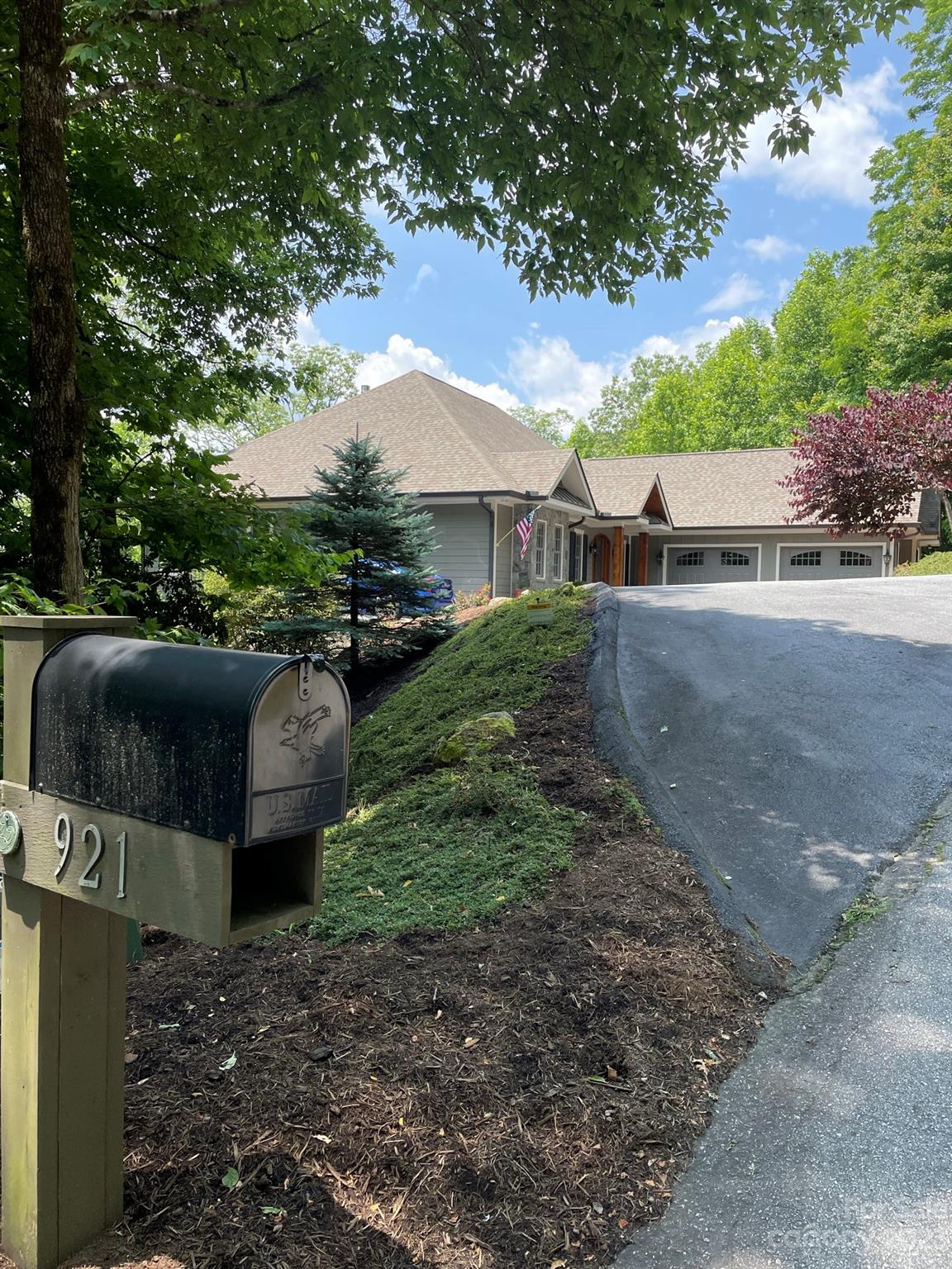 Straus Park - Residential