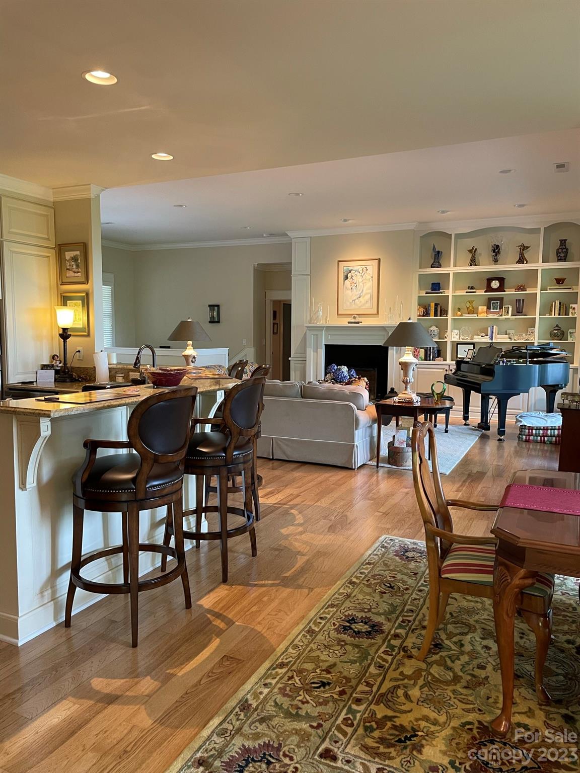 Straus Park - Residential