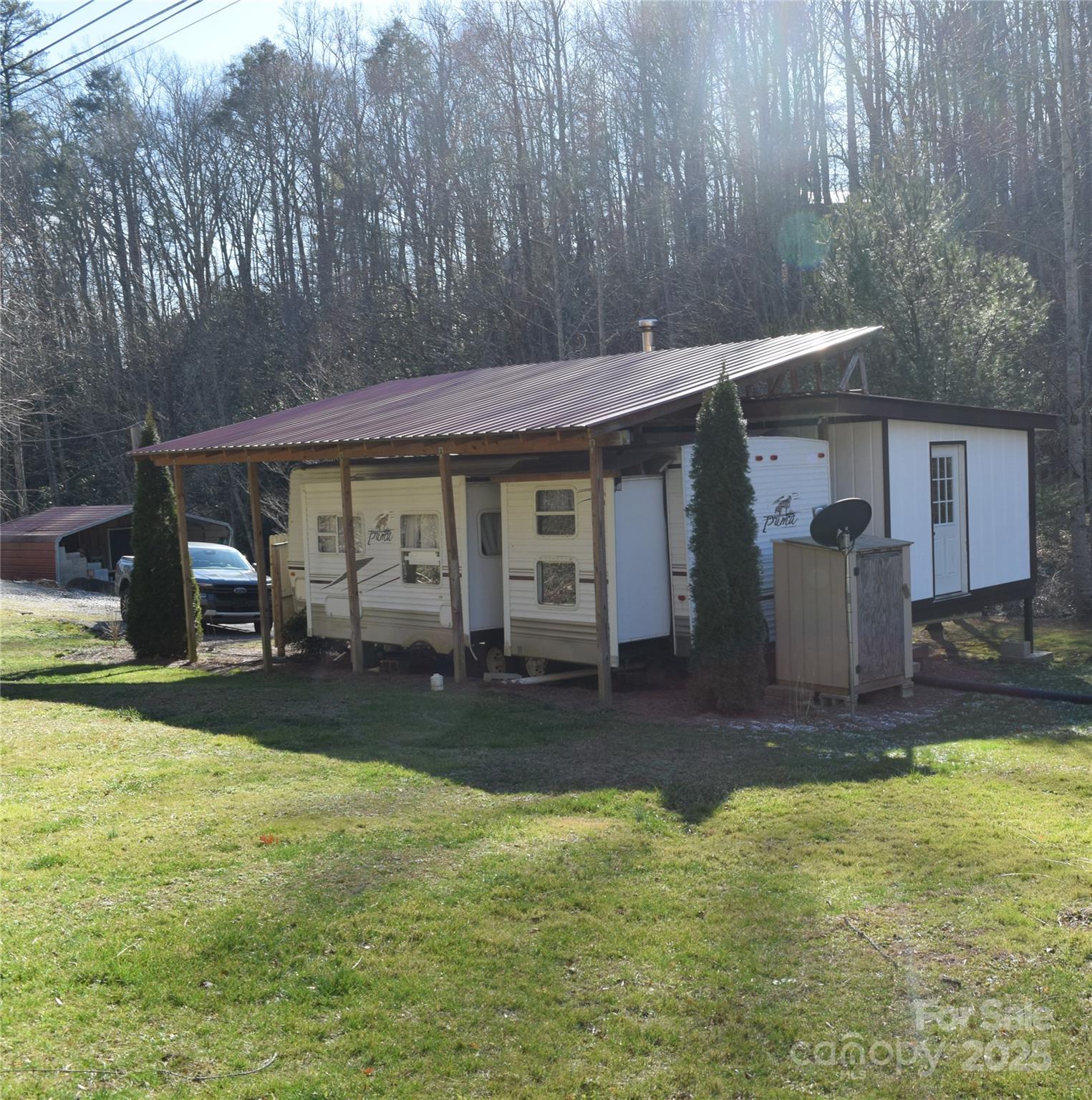 1521 Cove Creek Road