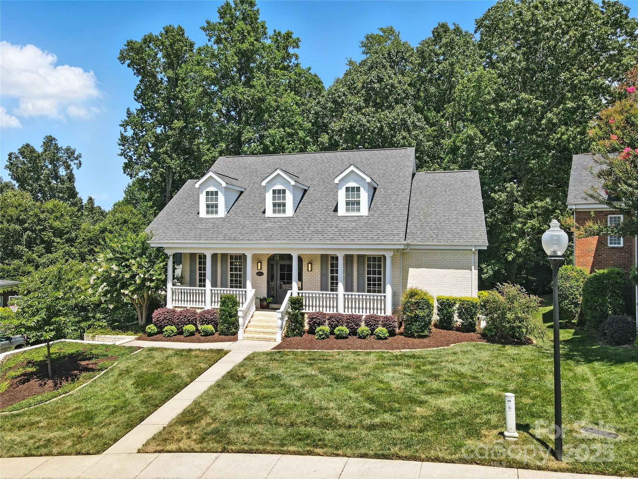 9012 Arrington Manor Place