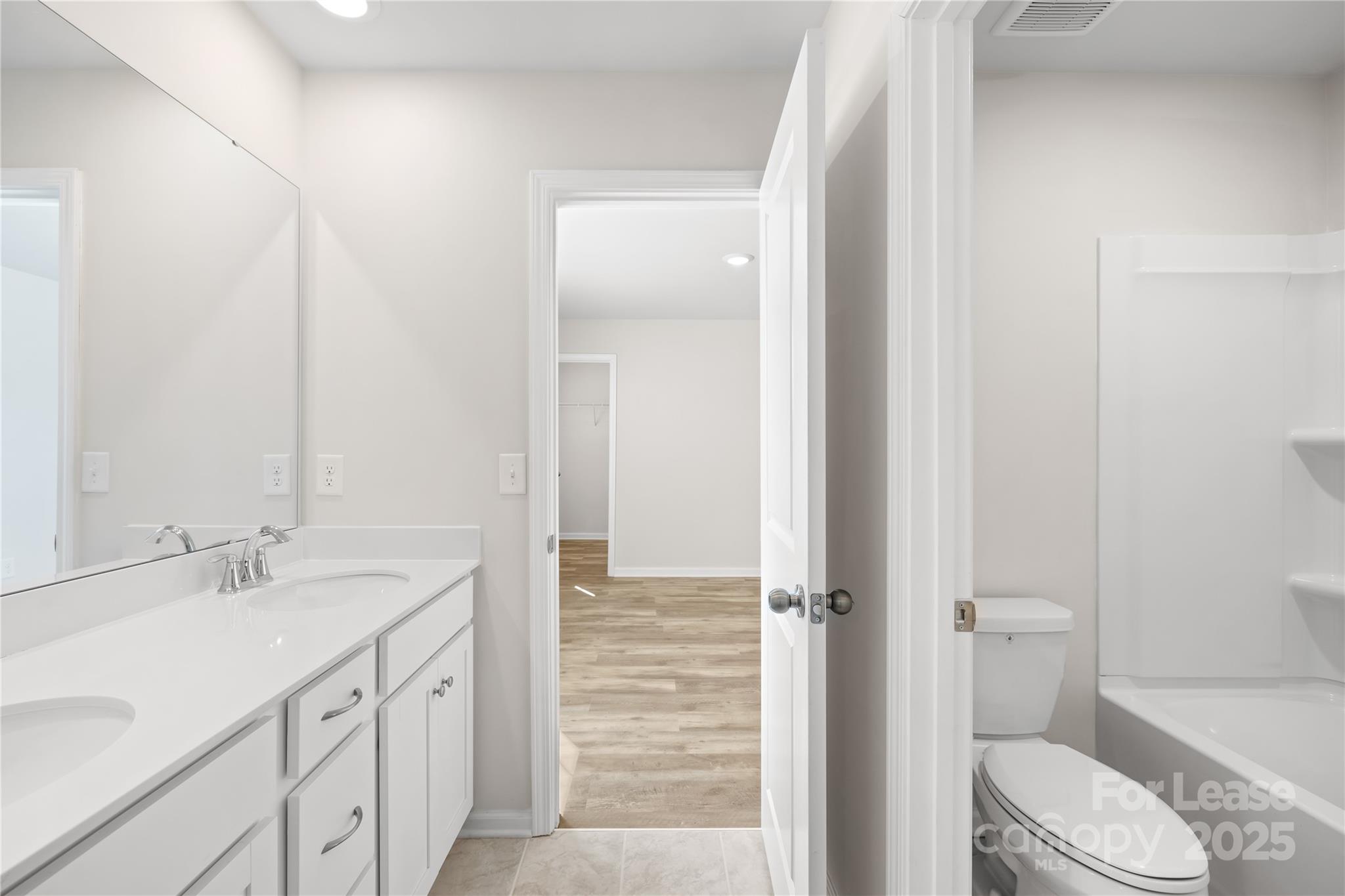 Chateau - Residential Lease