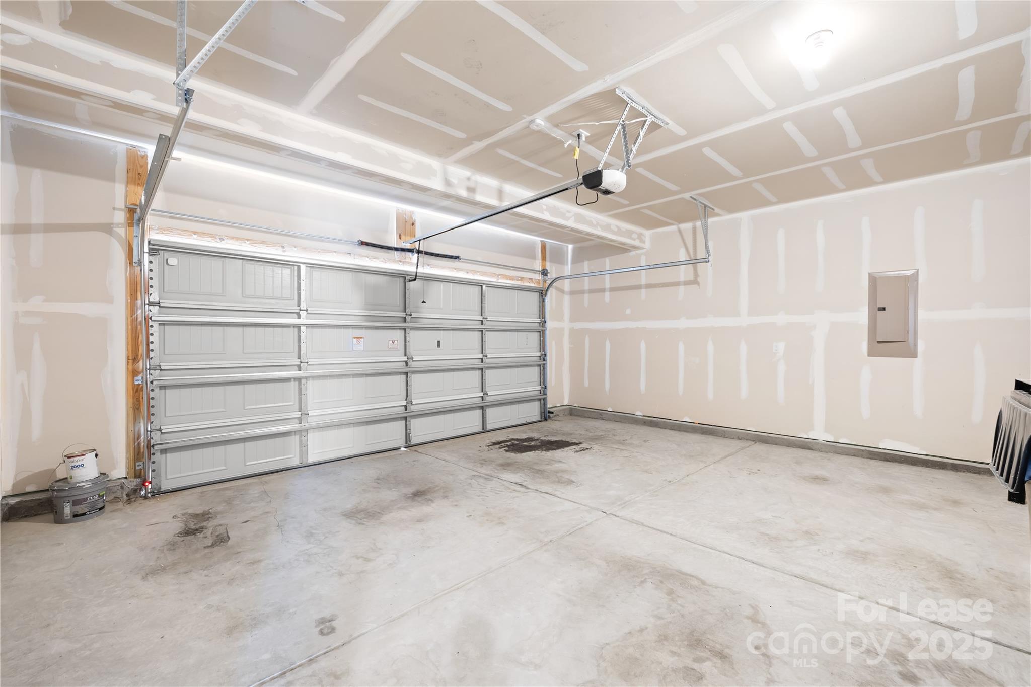 Chateau - Residential Lease