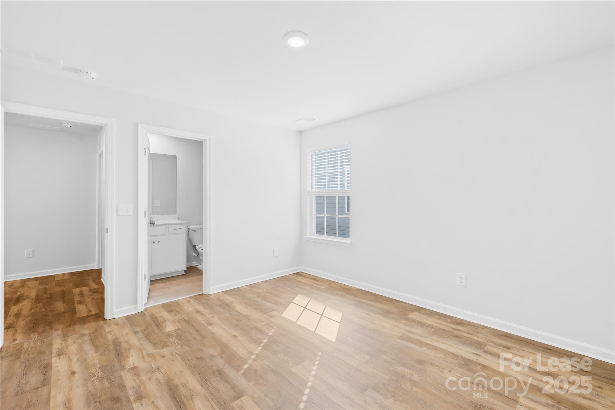 Chateau - Residential Lease