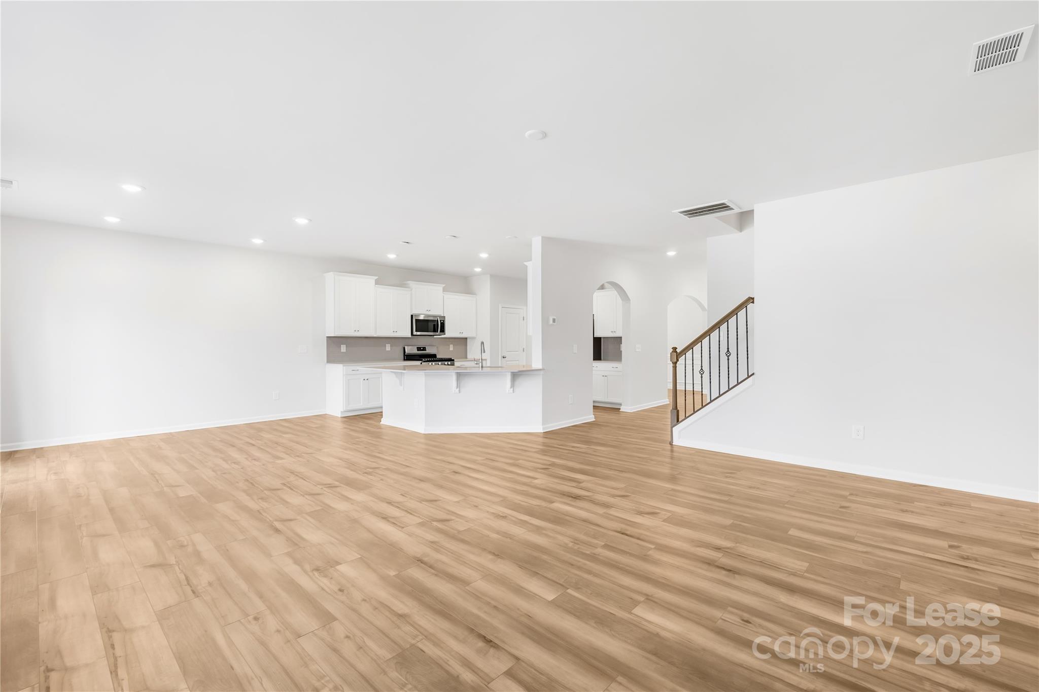 Chateau - Residential Lease