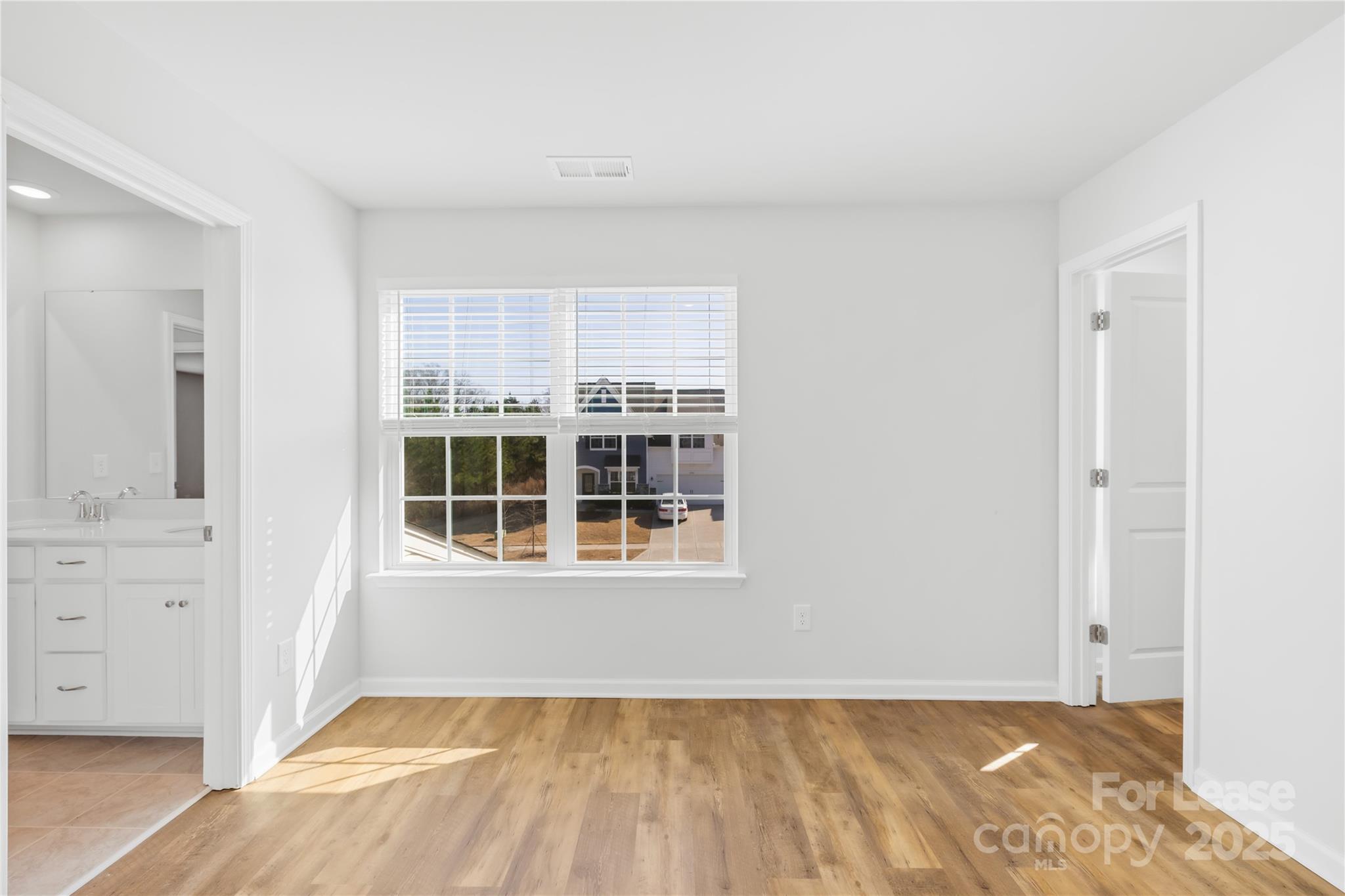 Chateau - Residential Lease