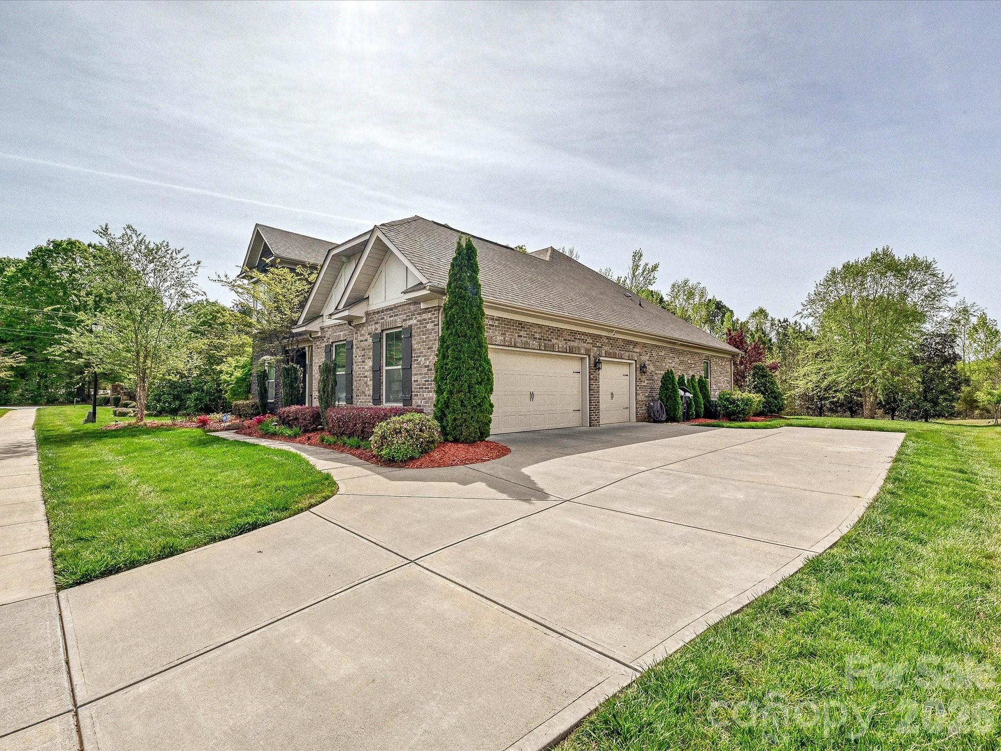 The Falls at Weddington - Residential