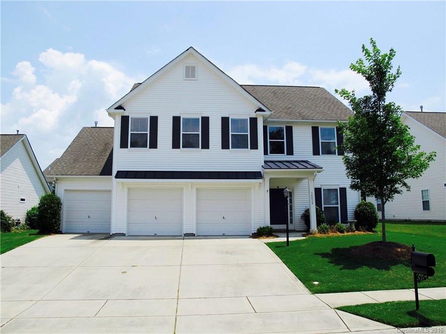 Beautiful 2 story home in immaculate move in ready condition. 4 bedroom, 3 full bath, 1 half bath & 3 car garage! Wood & ceramic tile flooring. Crown/chair molding. Upgraded lighting. Formal dining room. Office/Study. Family room w/ fireplace. Kitchen w/ upgraded cabinets, granite countertops & SS appliances. Master suite w/ walk-in closet, tray ceilings, jacuzzi jet tub, separate shower & dual sink vanity. Backyard w/ privacy fence & custom patio. Great community amenities. Close to shopping.