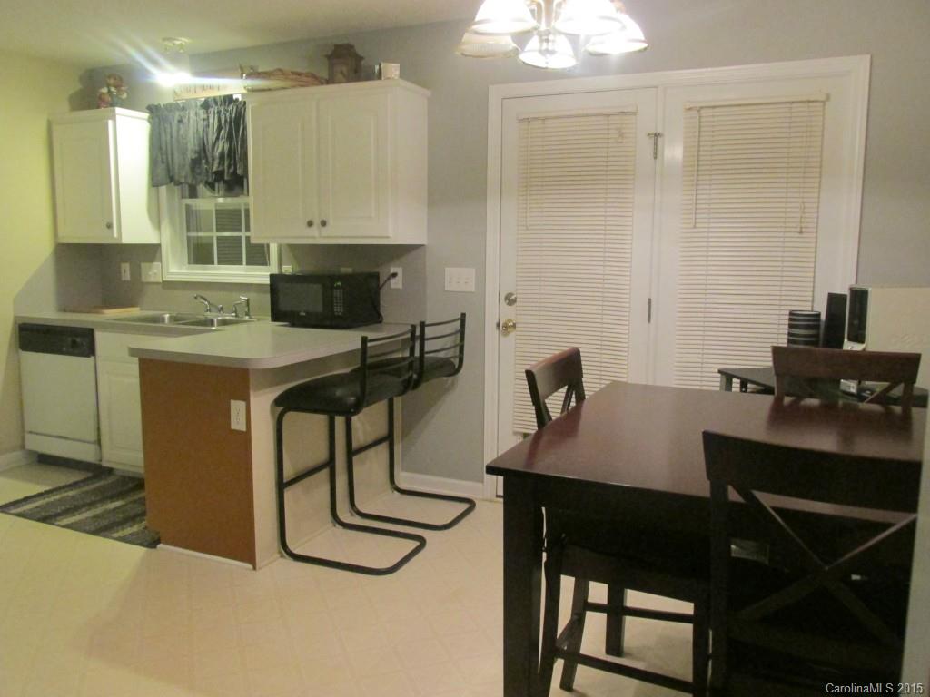 Avery Lake - Residential