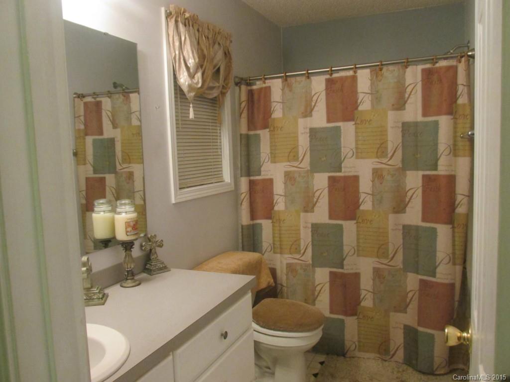 Avery Lake - Residential