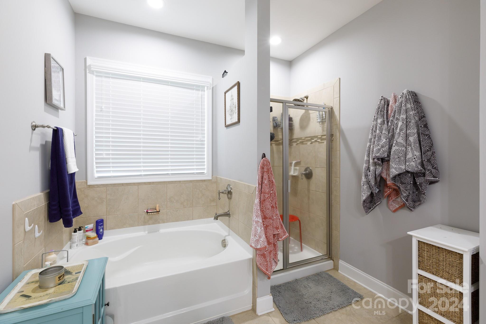 The Gates At Eastview - Residential