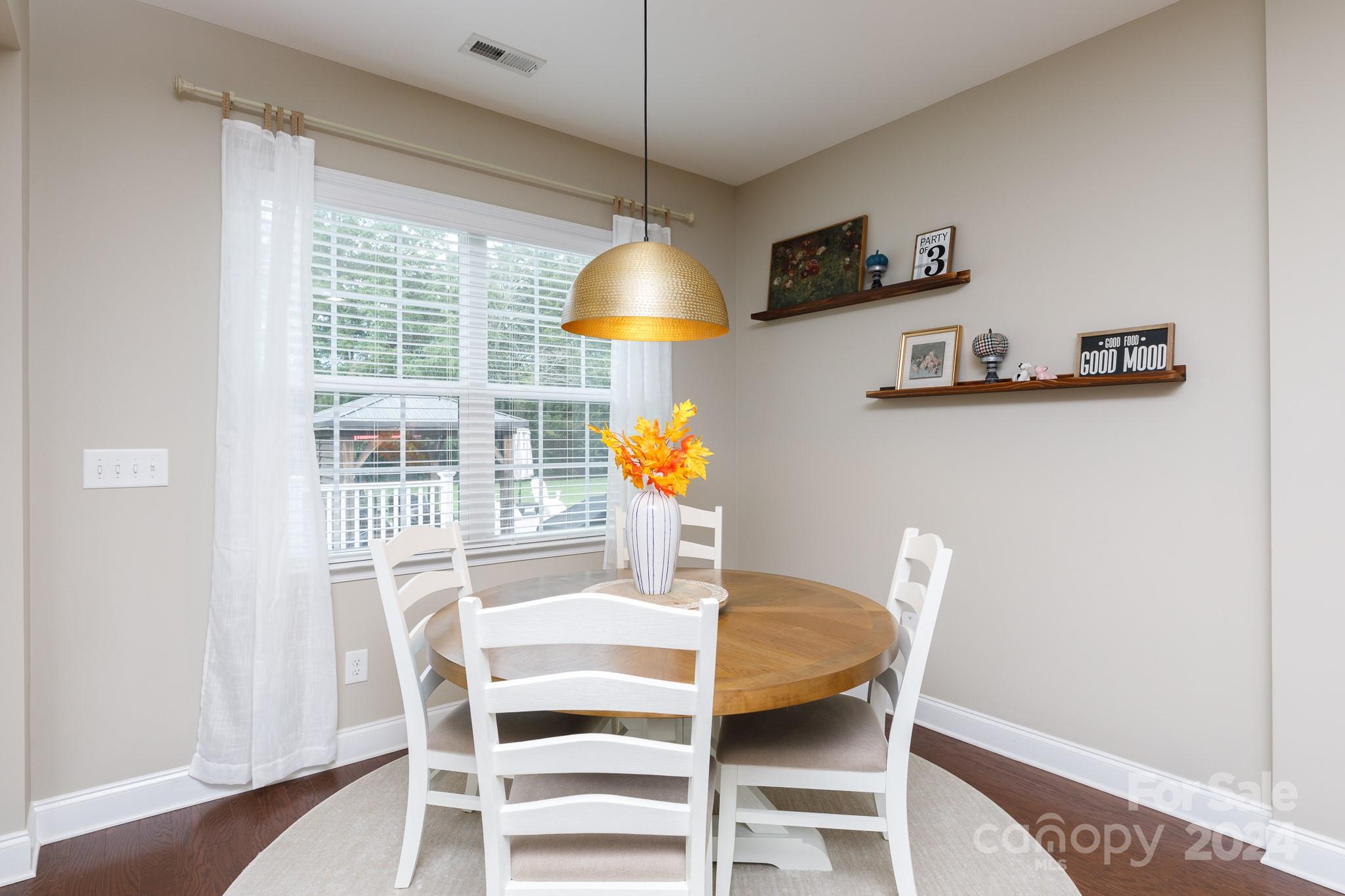 The Gates At Eastview - Residential