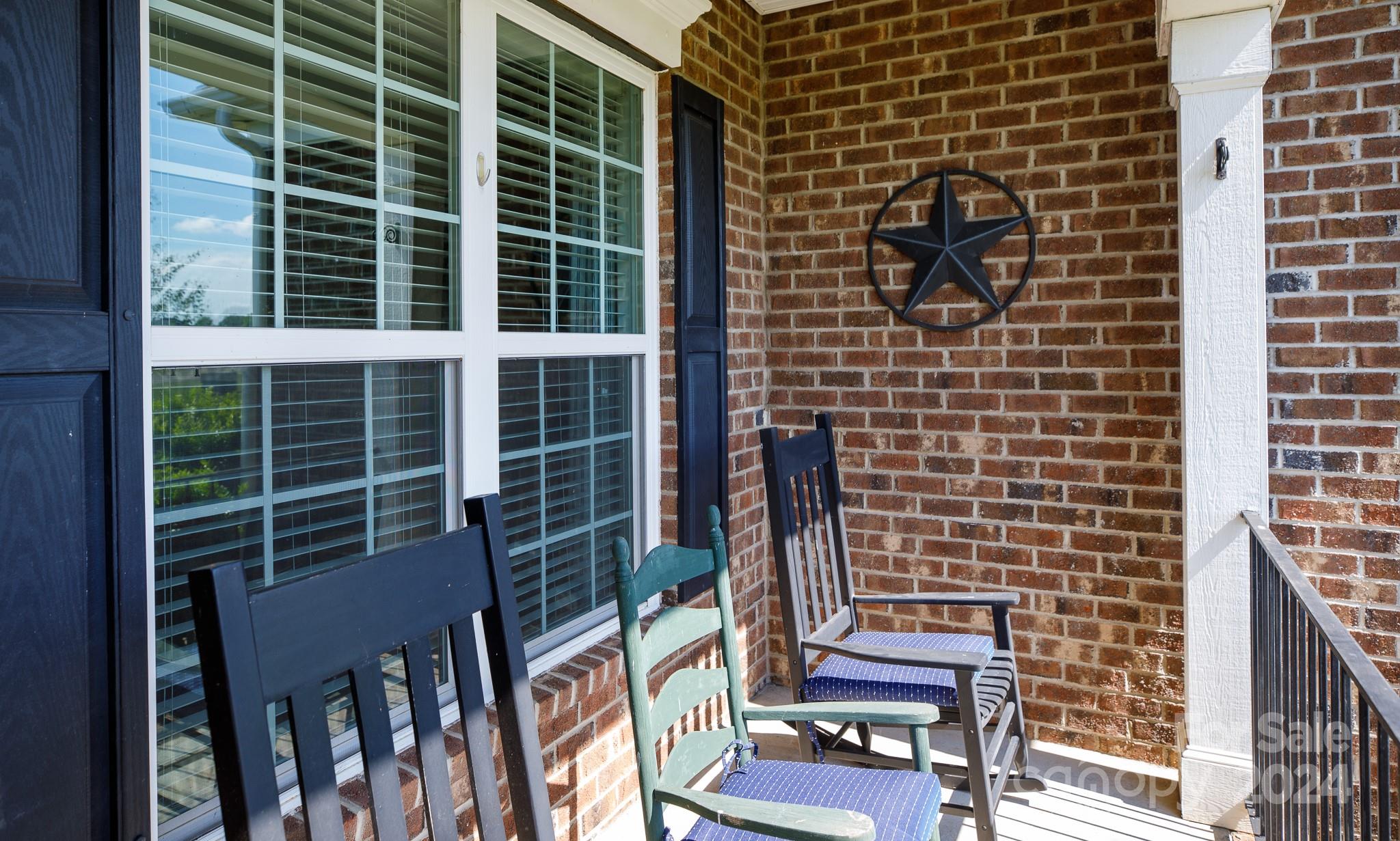 The Gates At Eastview - Residential