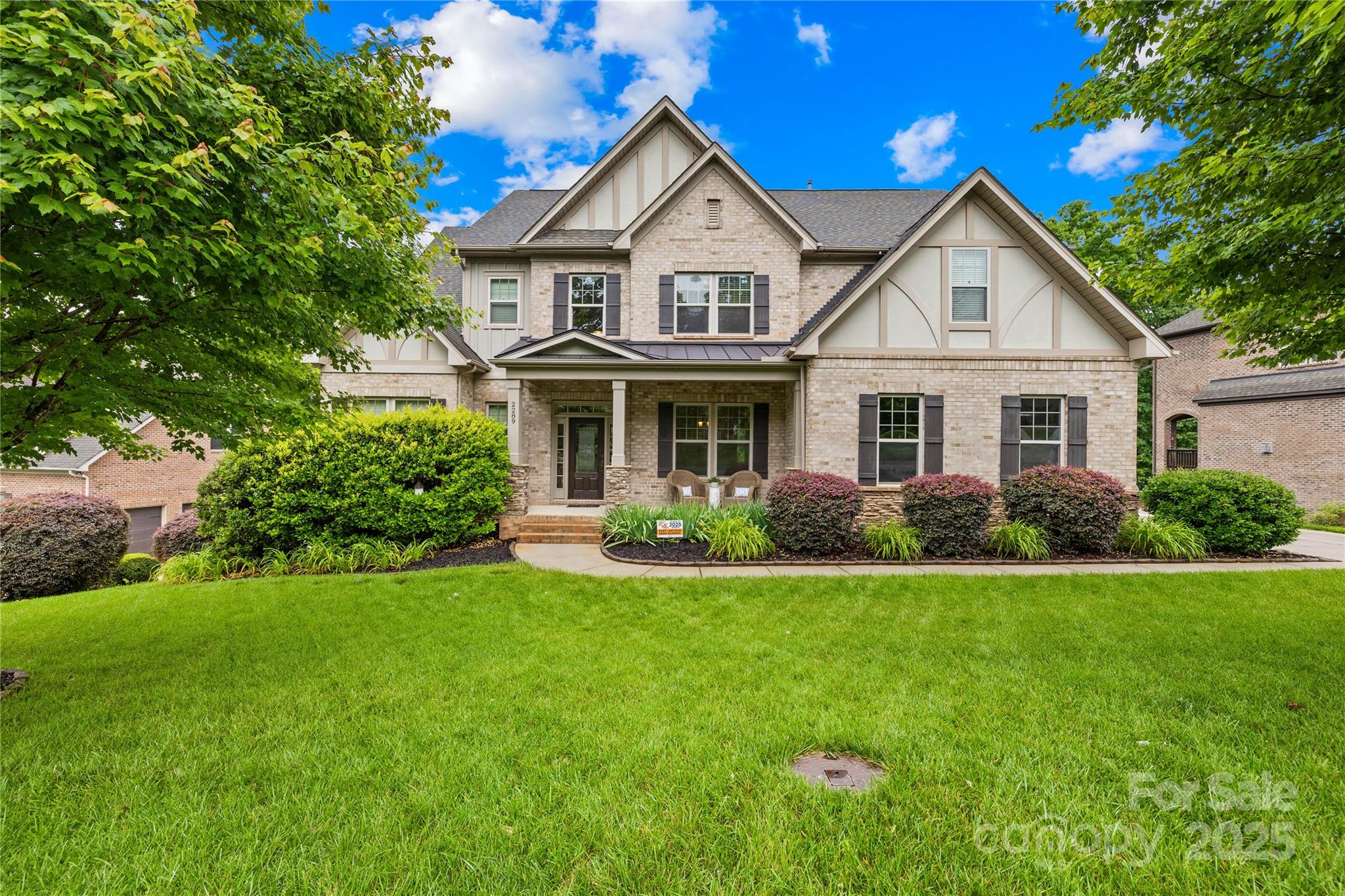 2289 Pine Valley Drive