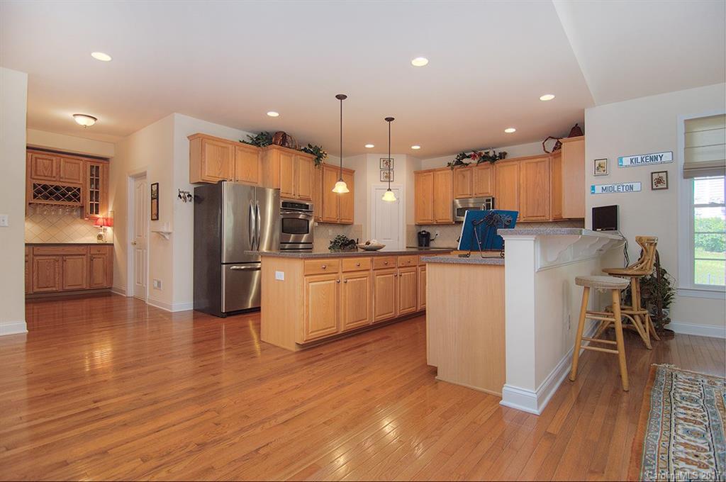 Lake Shore - Residential
