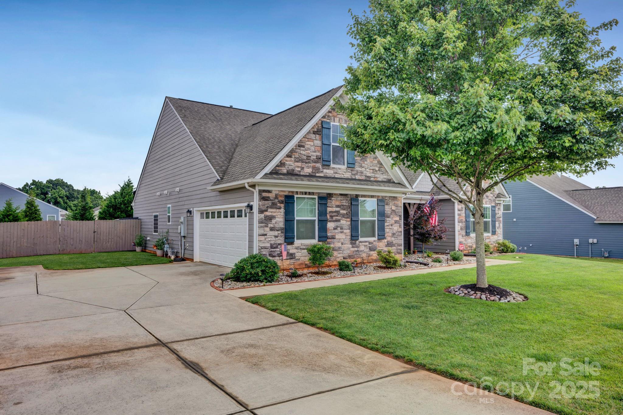 Wellesley - Residential