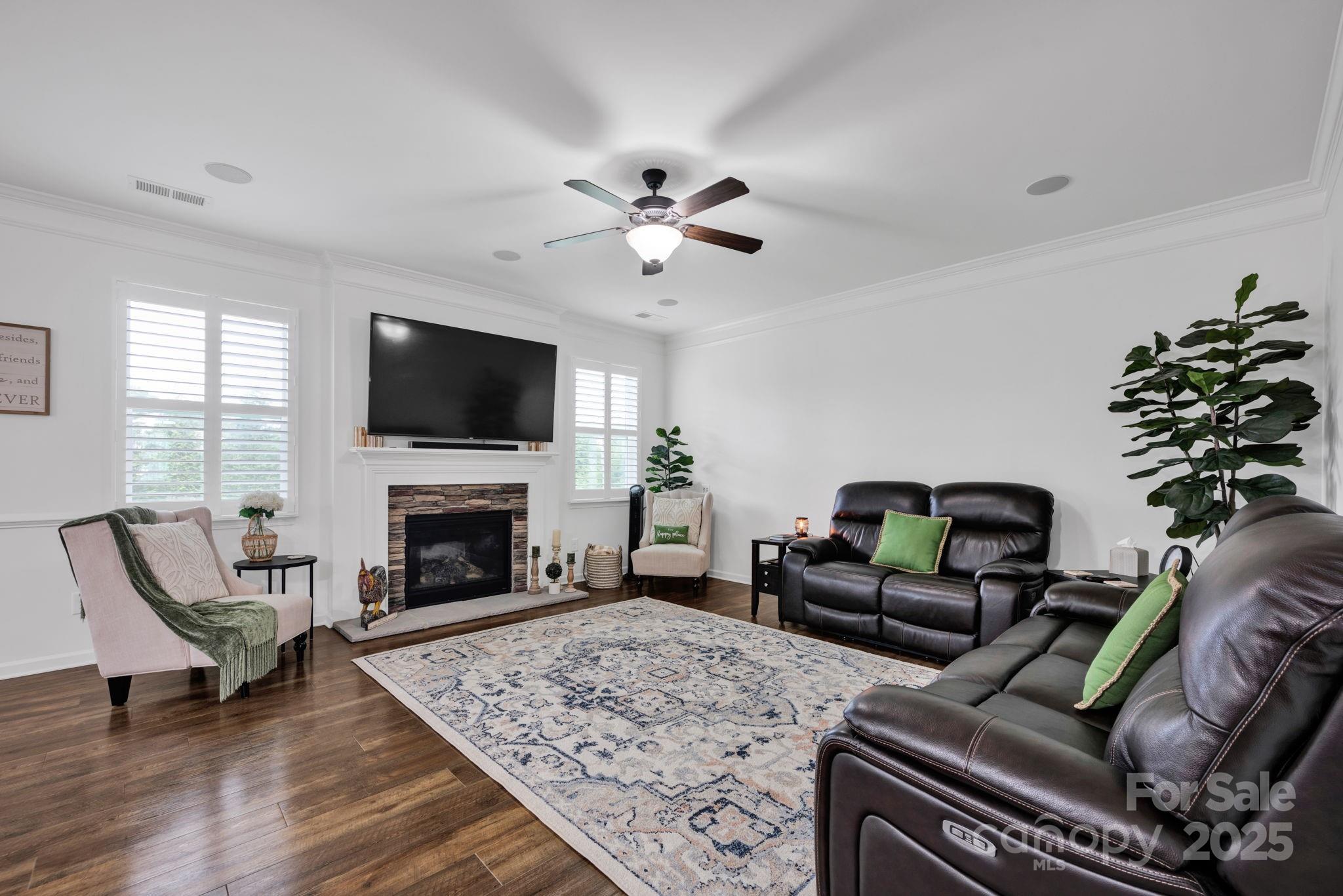 Wellesley - Residential