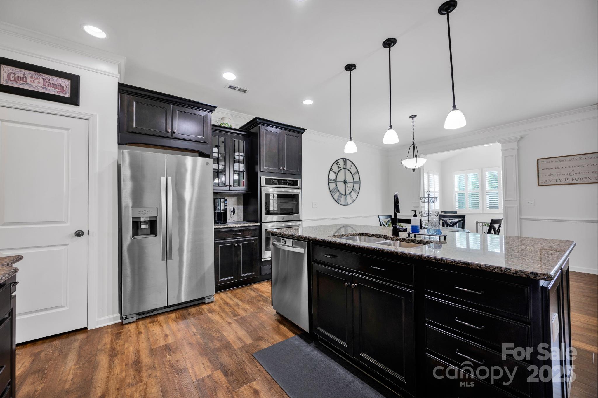 Wellesley - Residential