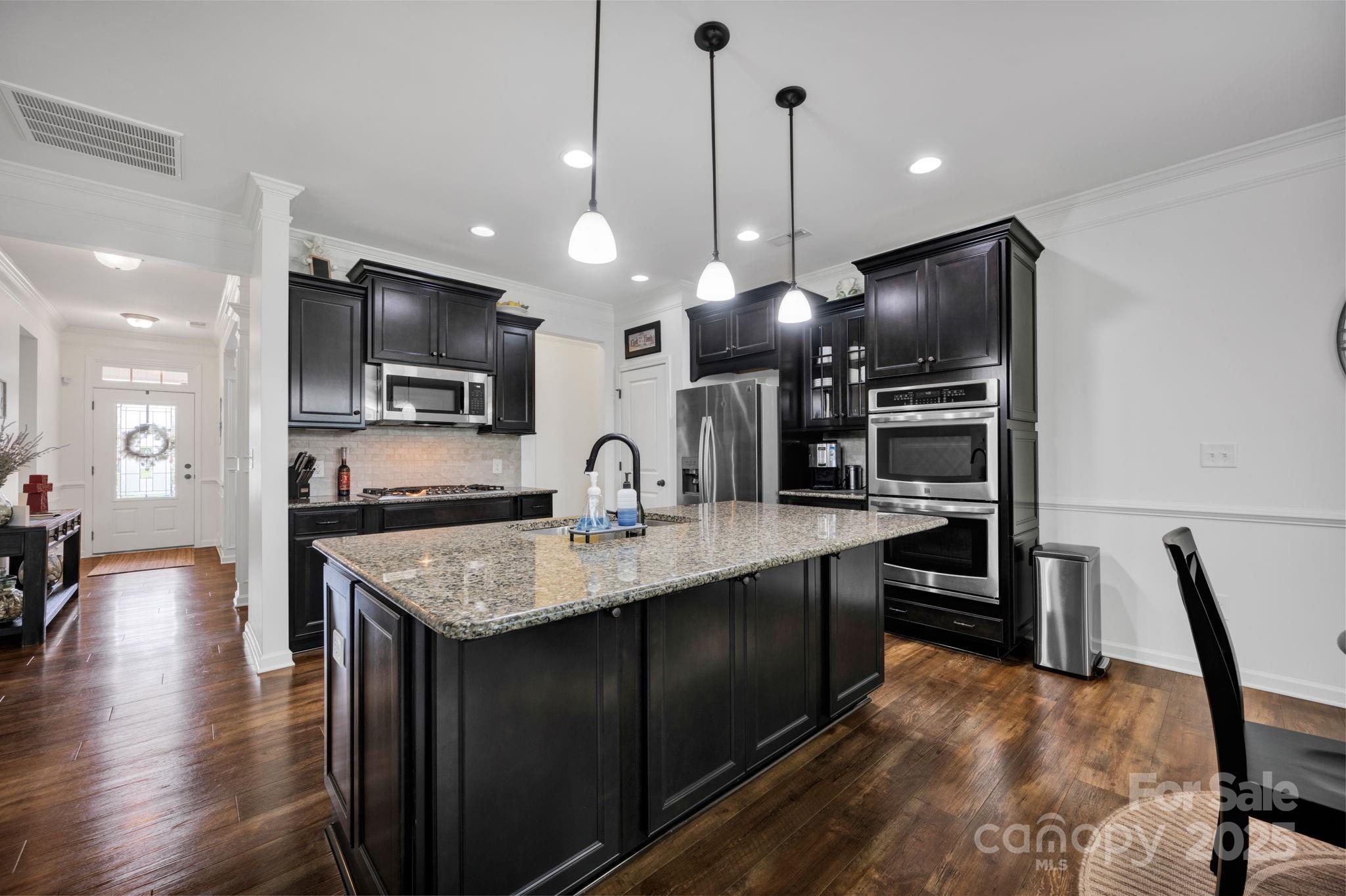 Wellesley - Residential