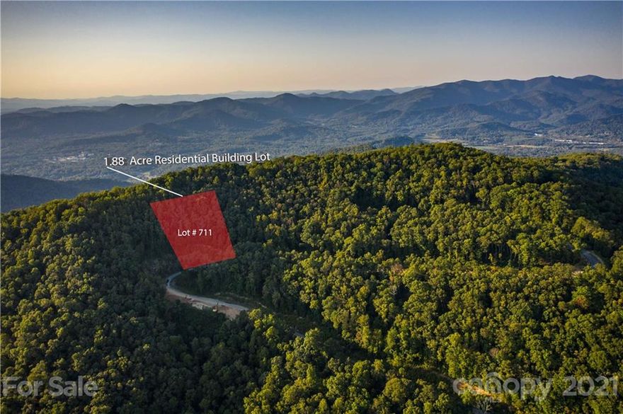 Welcome to Clifftop Estates, the pinnacle section of the acclaimed residential community of Southcliff! Arguably one of the premier communities within all of Asheville, Southcliff encompasses roughly 400 acres with over 40% of entire area dedicated to green space. Community features include picnic areas, treehouse, pavilion & over 6 miles of private hiking trails. Schedule a community tour and you will see why there are only a handful of original developer lots available for purchase.