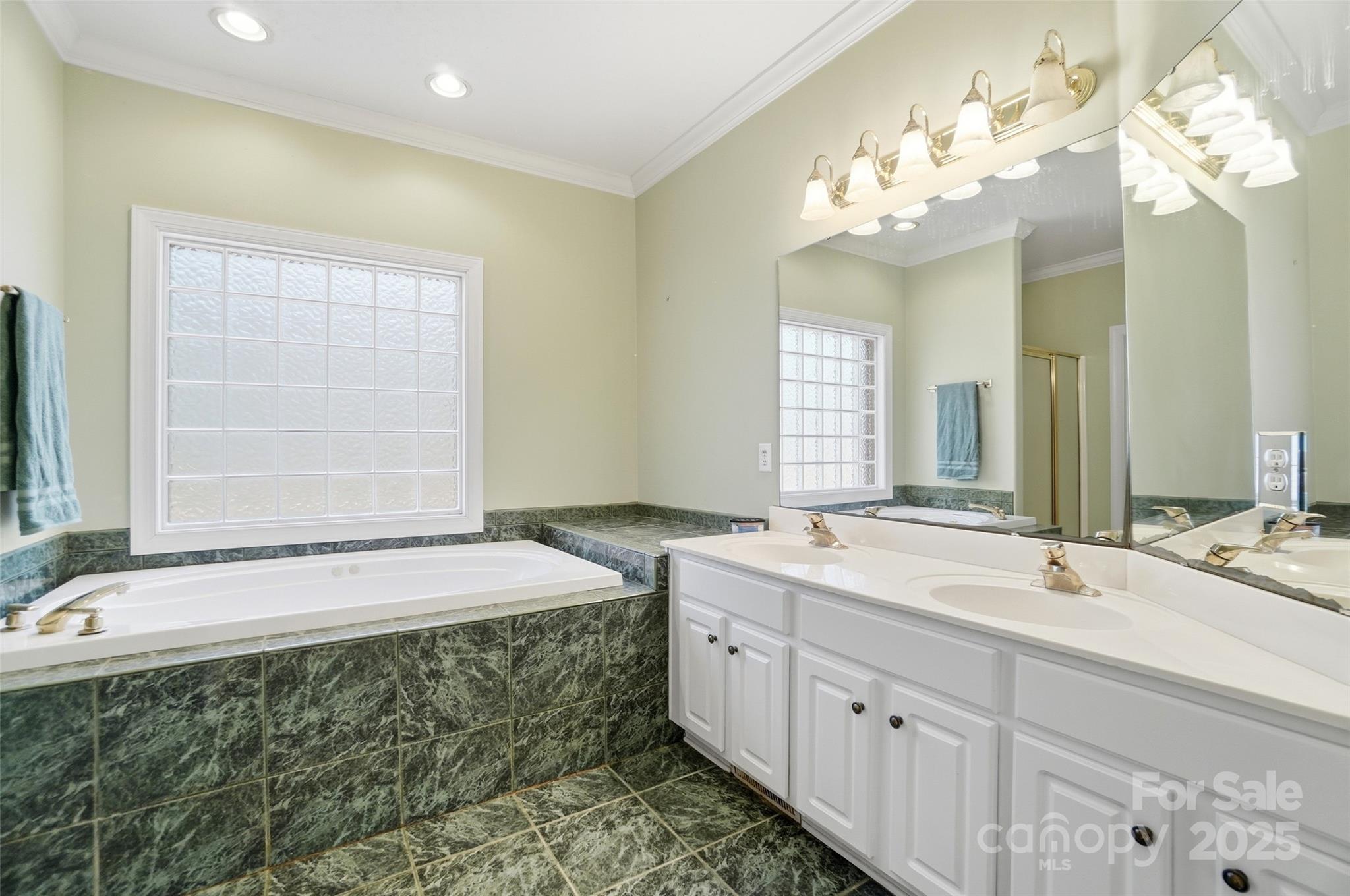 Oxford Place - Residential