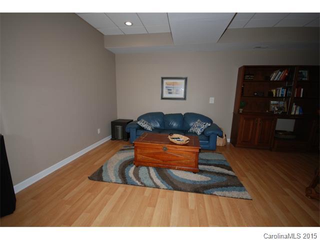Tega Cay - Residential