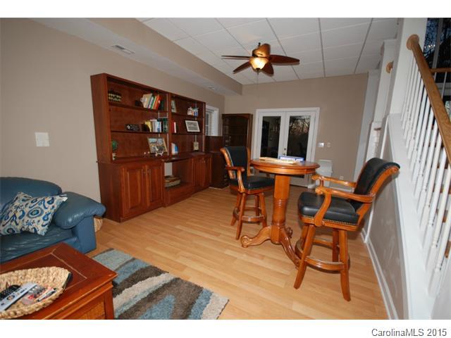Tega Cay - Residential