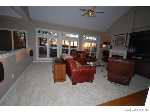 Tega Cay - Residential