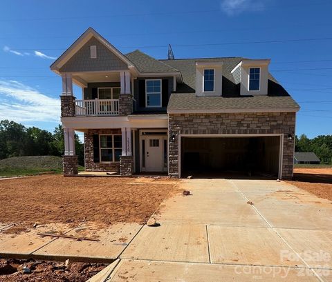 Photo of 15230 First Broad Drive, Huntersville, NC 28078 (MLS # 4342928)