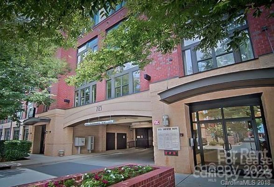 Gorgeous 1 Bedroom / 1 Bath in The Heart of Southend!!  Available March 1.  2 Story Unit with No One Above You!! Great Room, Dining Room & Kitchen on Main.   Primary Bedroom, Bathroom & Laundry on Upper Floor.  High Ceilings, Granite Countertops, Wood Plank Floors,  Private Balcony Overlooking Courtyard, Huge Walk in Closet.  Walk to Everything!! Restaurants,  Shopping,  Bars, Close to Light Rail & Uptown!!   Washer/Dryer Included