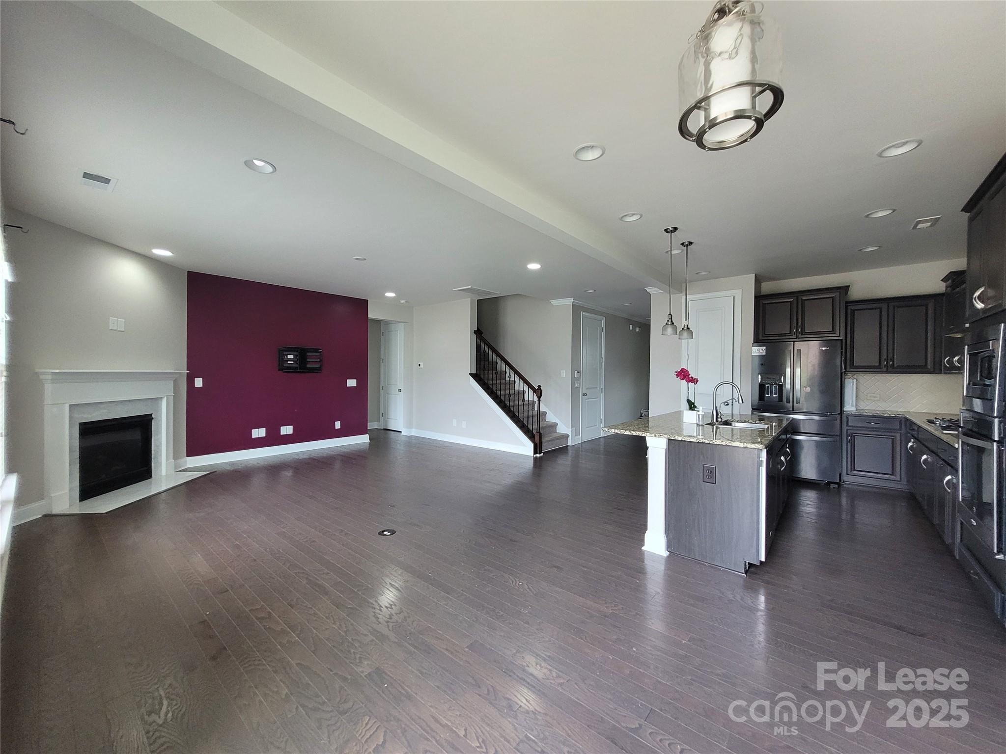 Oakland Pointe - Residential Lease