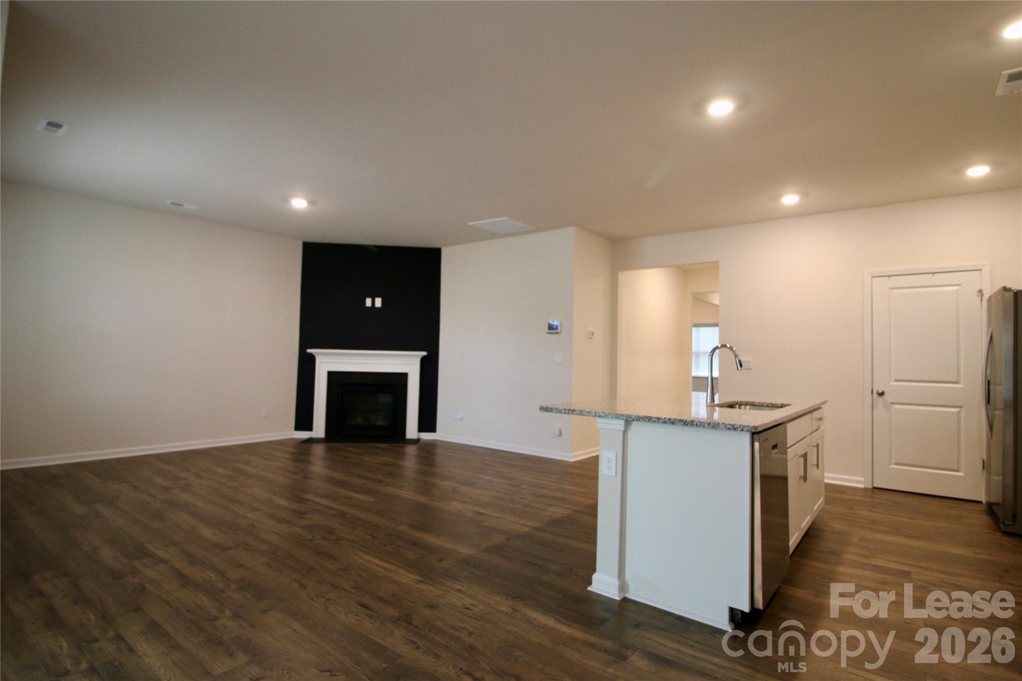 1121 Secrest Commons Drive