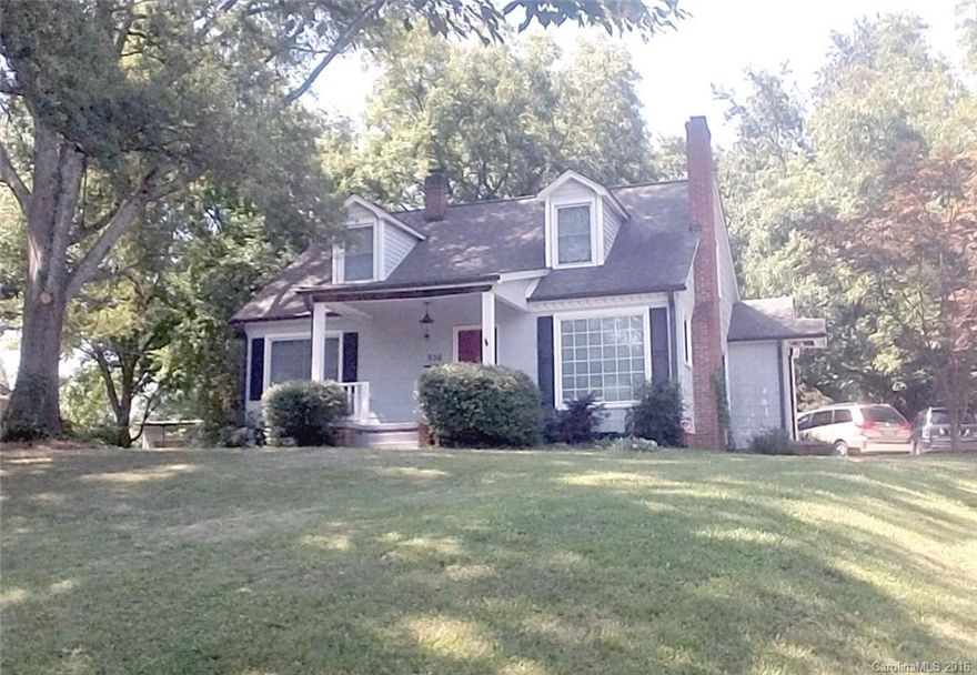 Charming Cape Cod home in Cotswold. 3 bed 2 bath almost 2000 sq feet.  Home has a vintage feeling and charm.   So peaceful in level wooded fenced  back yard.  Wood play ground swing  set remains.  Do not miss this. Location  Location  Location!!! 5 miles to uptown, 4 miles to Southpark,and 1 mile to Cotswold.  There is no HOA
Showings begin Sat July 16th.